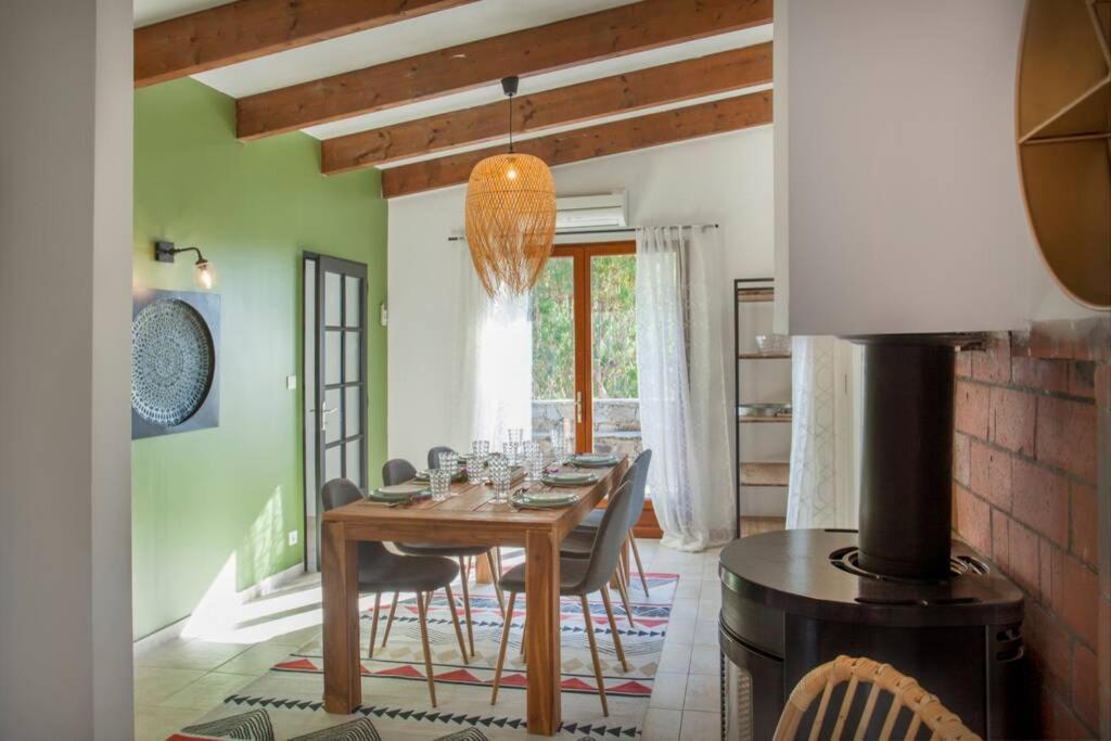 Villa Bodri, Maison En Pierre Avec Vue Mer Et Piscine Chauffee LʼÎle-Rousse Exteriör bild