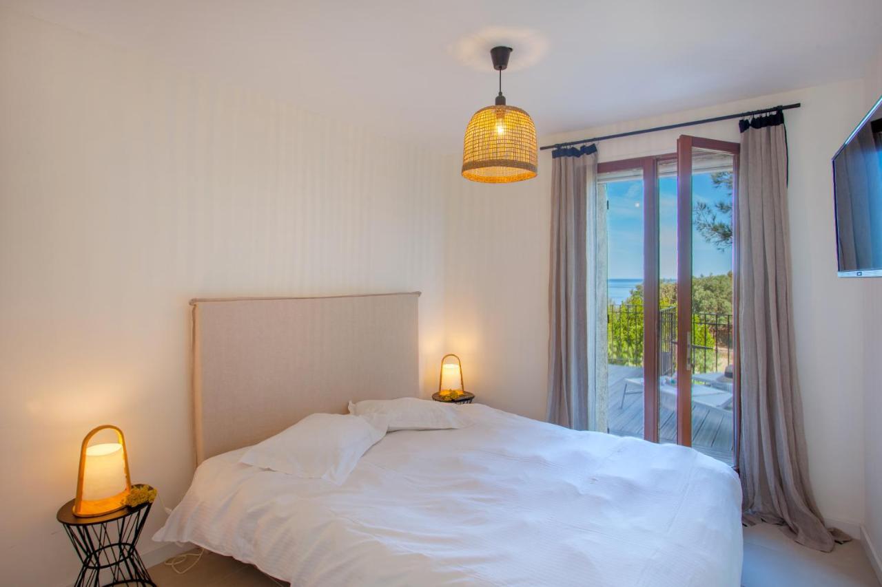 Villa Bodri, Maison En Pierre Avec Vue Mer Et Piscine Chauffee LʼÎle-Rousse Exteriör bild